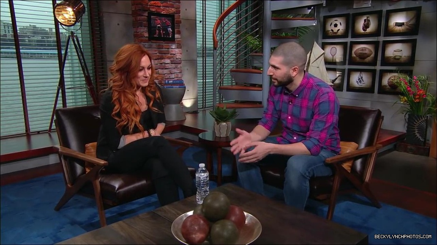 Y2Mate_is_-_Becky_Lynch_puts_Ronda_Rousey_on_blast2C_talks_WrestleMania_35_main_event_and_more__WWE_on_ESPN-6Fz-mM2uvwg-720p-1656084280034_mp4_000040040.jpg