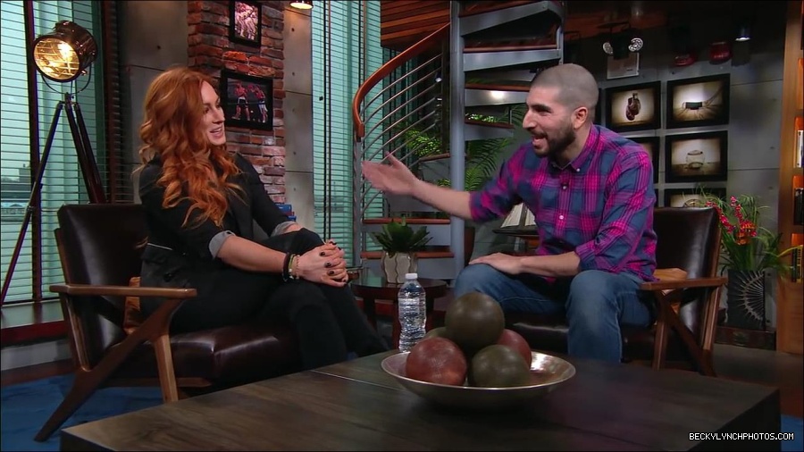 Y2Mate_is_-_Becky_Lynch_puts_Ronda_Rousey_on_blast2C_talks_WrestleMania_35_main_event_and_more__WWE_on_ESPN-6Fz-mM2uvwg-720p-1656084280034_mp4_001982215.jpg