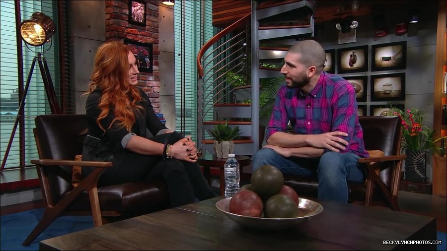 Y2Mate_is_-_Becky_Lynch_puts_Ronda_Rousey_on_blast2C_talks_WrestleMania_35_main_event_and_more__WWE_on_ESPN-6Fz-mM2uvwg-720p-1656084280034_mp4_002005438.jpg