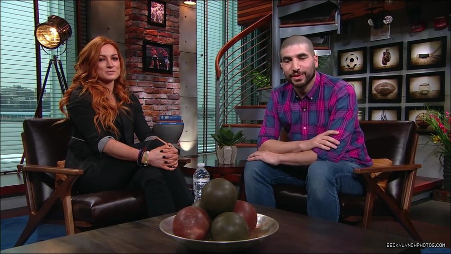 Y2Mate_is_-_Becky_Lynch_puts_Ronda_Rousey_on_blast2C_talks_WrestleMania_35_main_event_and_more__WWE_on_ESPN-6Fz-mM2uvwg-720p-1656084280034_mp4_002017851.jpg