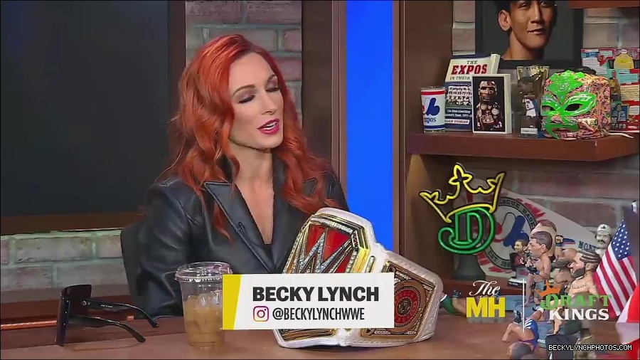 Y2Mate_is_-_Becky_Lynch_Talks_Charlotte_Flair_Feud_27I27m_So_in_Her_Head__-_The_MMA_Hour-4BJNnwyhid4-720p-1656194904909_mp4_000410777.jpg