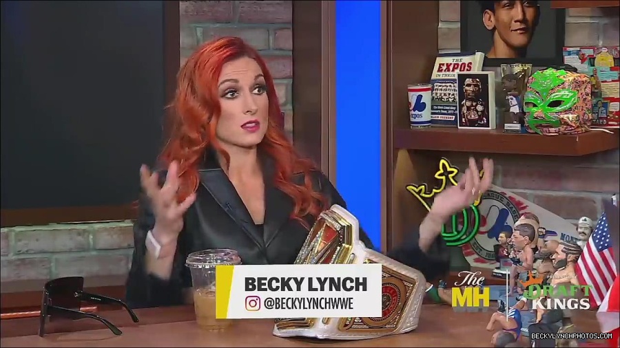 Y2Mate_is_-_Becky_Lynch_Talks_Charlotte_Flair_Feud_27I27m_So_in_Her_Head__-_The_MMA_Hour-4BJNnwyhid4-720p-1656194904909_mp4_002316814.jpg