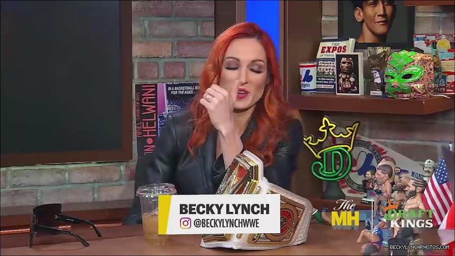 Y2Mate_is_-_Becky_Lynch_Talks_Charlotte_Flair_Feud_27I27m_So_in_Her_Head__-_The_MMA_Hour-4BJNnwyhid4-720p-1656194904909_mp4_002445242.jpg