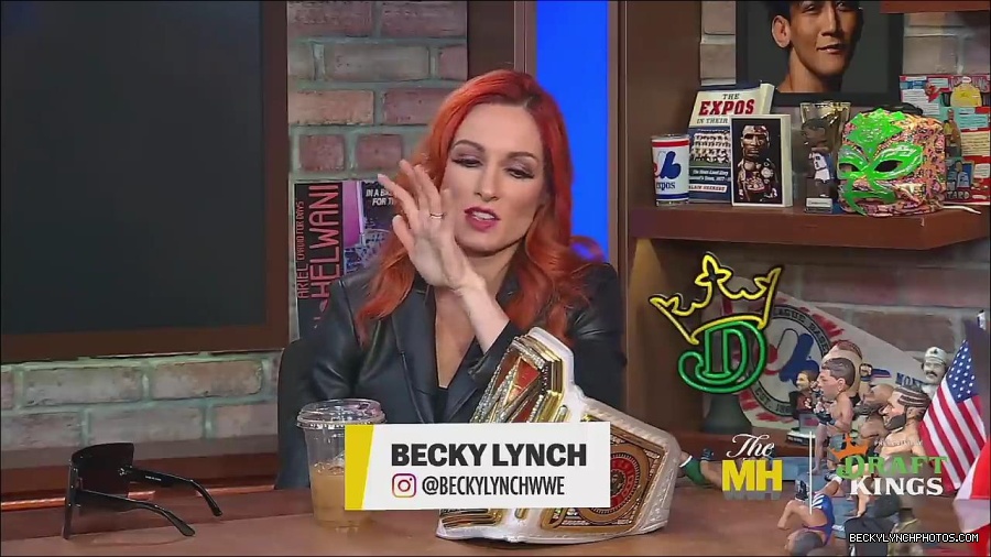 Y2Mate_is_-_Becky_Lynch_Talks_Charlotte_Flair_Feud_27I27m_So_in_Her_Head__-_The_MMA_Hour-4BJNnwyhid4-720p-1656194904909_mp4_002454051.jpg
