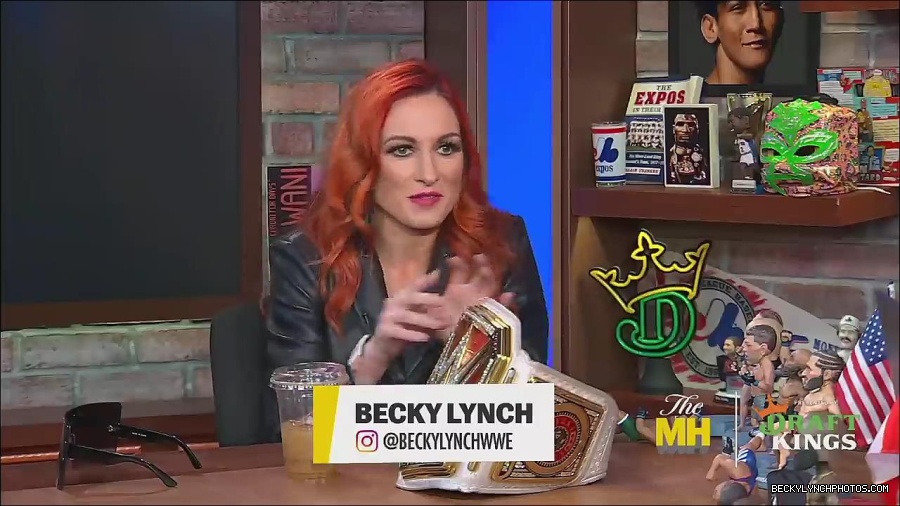 Y2Mate_is_-_Becky_Lynch_Talks_Charlotte_Flair_Feud_27I27m_So_in_Her_Head__-_The_MMA_Hour-4BJNnwyhid4-720p-1656194904909_mp4_002583781.jpg