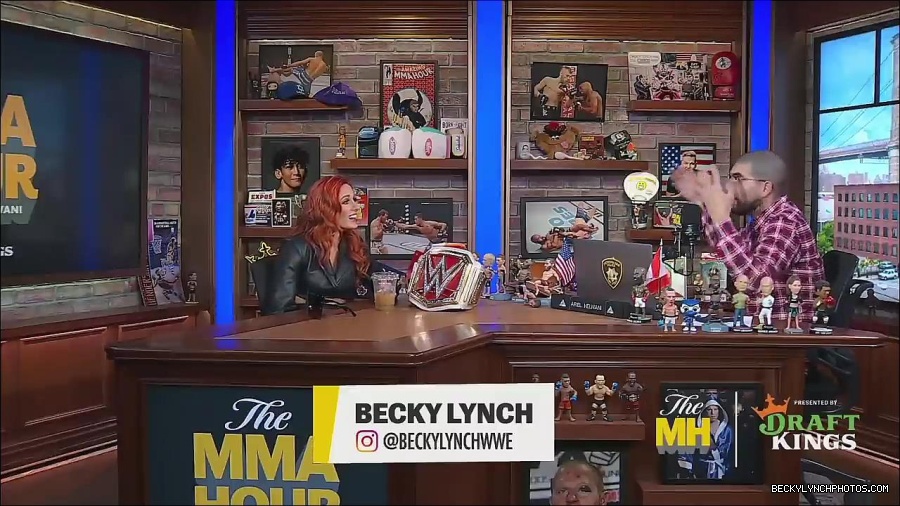 Y2Mate_is_-_Becky_Lynch_Talks_Charlotte_Flair_Feud_27I27m_So_in_Her_Head__-_The_MMA_Hour-4BJNnwyhid4-720p-1656194904909_mp4_002713110.jpg