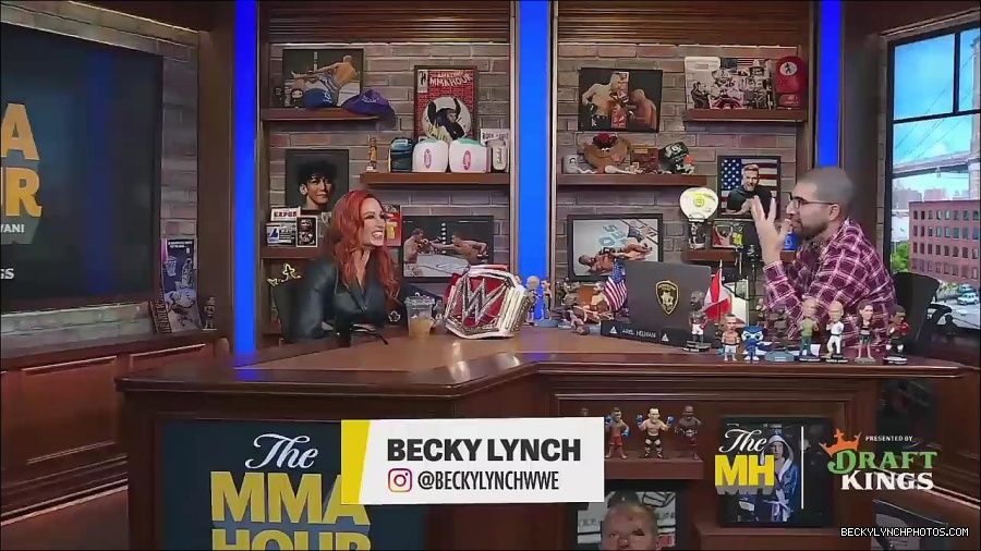 Y2Mate_is_-_Becky_Lynch_Talks_Charlotte_Flair_Feud_27I27m_So_in_Her_Head__-_The_MMA_Hour-4BJNnwyhid4-720p-1656194904909_mp4_002735532.jpg