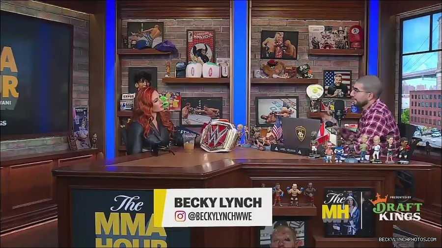 Y2Mate_is_-_Becky_Lynch_Talks_Charlotte_Flair_Feud_27I27m_So_in_Her_Head__-_The_MMA_Hour-4BJNnwyhid4-720p-1656194904909_mp4_002856954.jpg