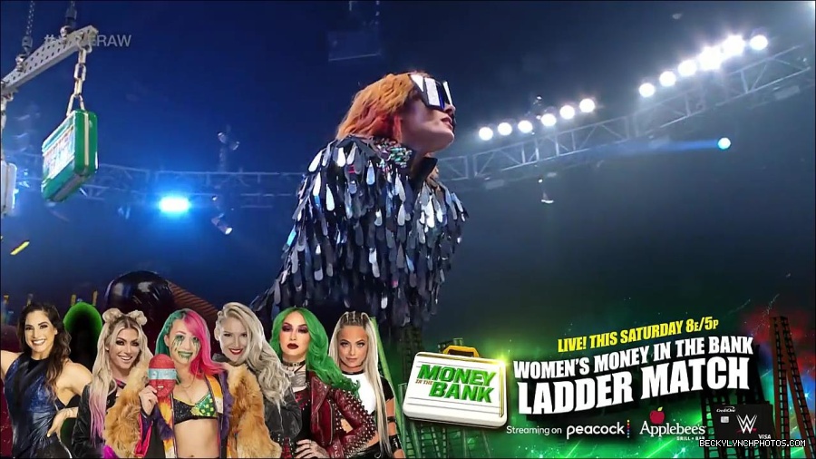 WWE_RAW_27th_June_2022_720p_WEBRip_h264_mp4_006997076.jpg
