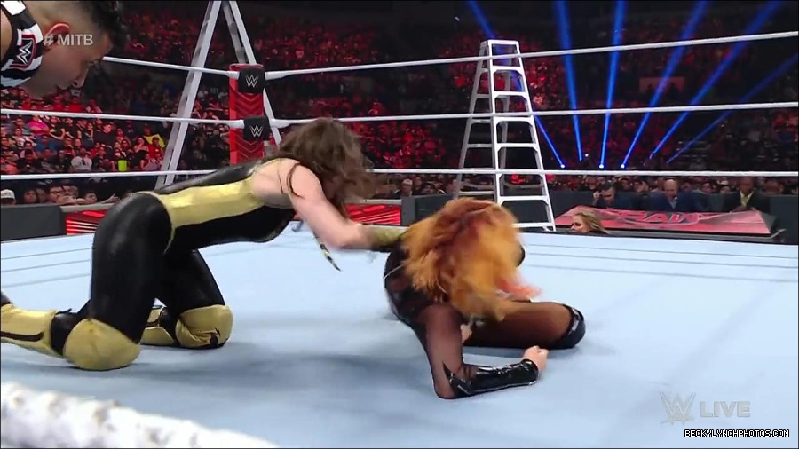 WWE_RAW_27th_June_2022_720p_WEBRip_h264_mp4_007256368.jpg