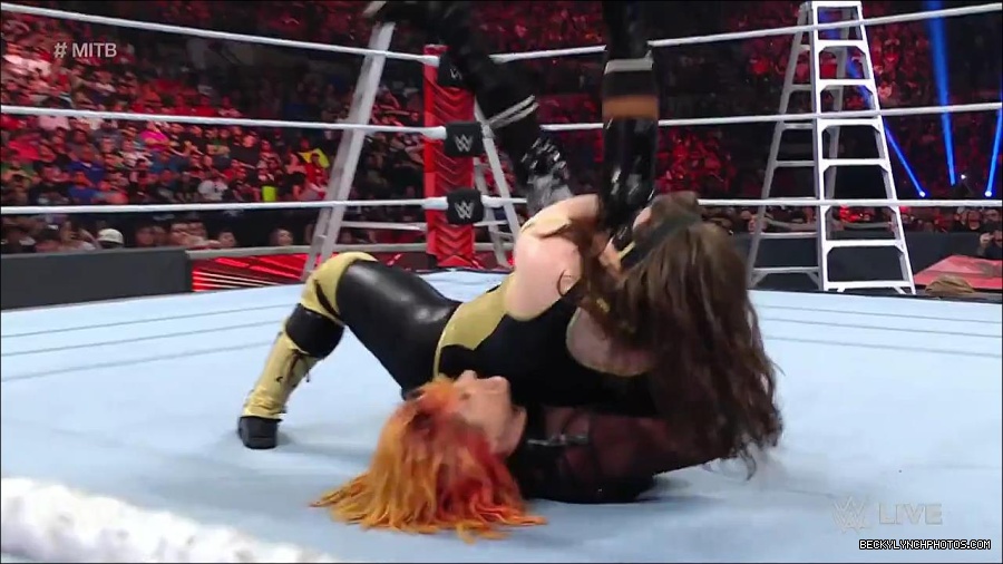 WWE_RAW_27th_June_2022_720p_WEBRip_h264_mp4_007258370.jpg