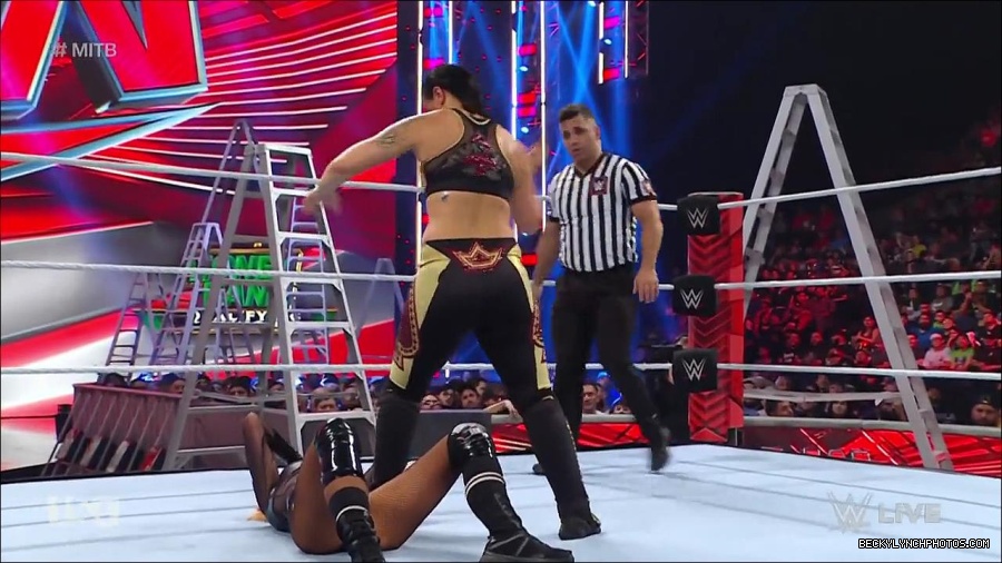 WWE_RAW_27th_June_2022_720p_WEBRip_h264_mp4_007278390.jpg