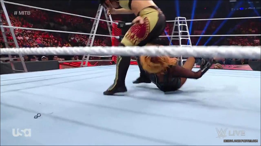 WWE_RAW_27th_June_2022_720p_WEBRip_h264_mp4_007279992.jpg
