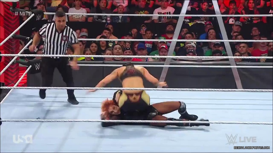 WWE_RAW_27th_June_2022_720p_WEBRip_h264_mp4_007280392.jpg