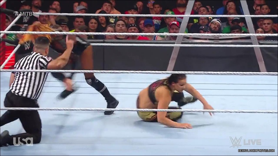 WWE_RAW_27th_June_2022_720p_WEBRip_h264_mp4_007282795.jpg