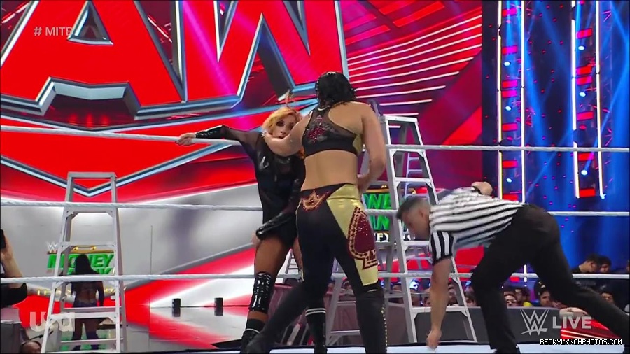 WWE_RAW_27th_June_2022_720p_WEBRip_h264_mp4_007288000.jpg
