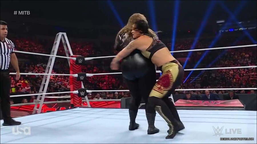 WWE_RAW_27th_June_2022_720p_WEBRip_h264_mp4_007294807.jpg