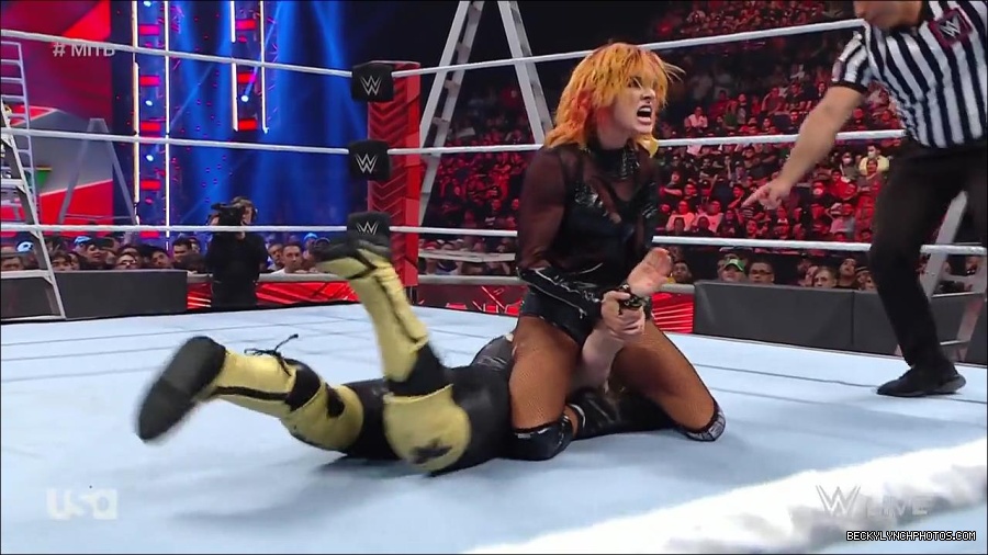 WWE_RAW_27th_June_2022_720p_WEBRip_h264_mp4_007346442.jpg