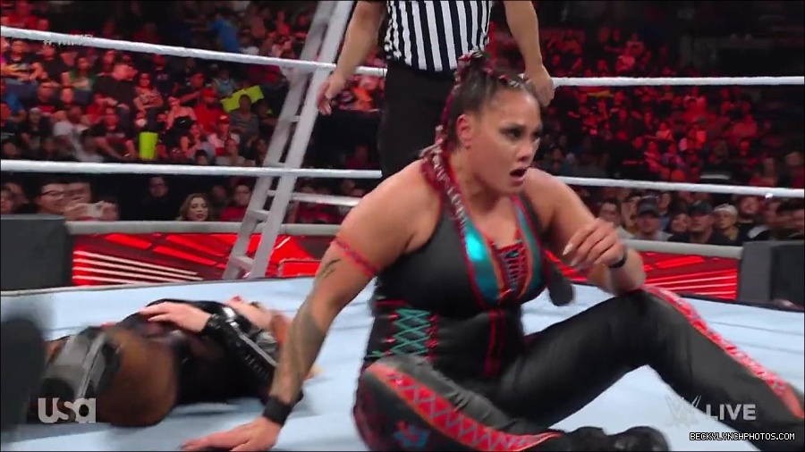 WWE_RAW_27th_June_2022_720p_WEBRip_h264_mp4_007561556.jpg