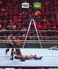 WWE_RAW_27th_June_2022_720p_WEBRip_h264_mp4_007235547.jpg