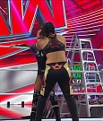 WWE_RAW_27th_June_2022_720p_WEBRip_h264_mp4_007287599.jpg