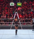 WWE_RAW_27th_June_2022_720p_WEBRip_h264_mp4_007357252.jpg