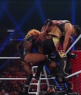 WWE_RAW_27th_June_2022_720p_WEBRip_h264_mp4_007460655.jpg