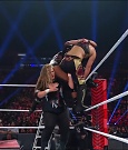 WWE_RAW_27th_June_2022_720p_WEBRip_h264_mp4_007465860.jpg