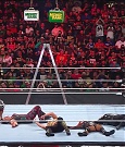 WWE_RAW_27th_June_2022_720p_WEBRip_h264_mp4_007475470.jpg