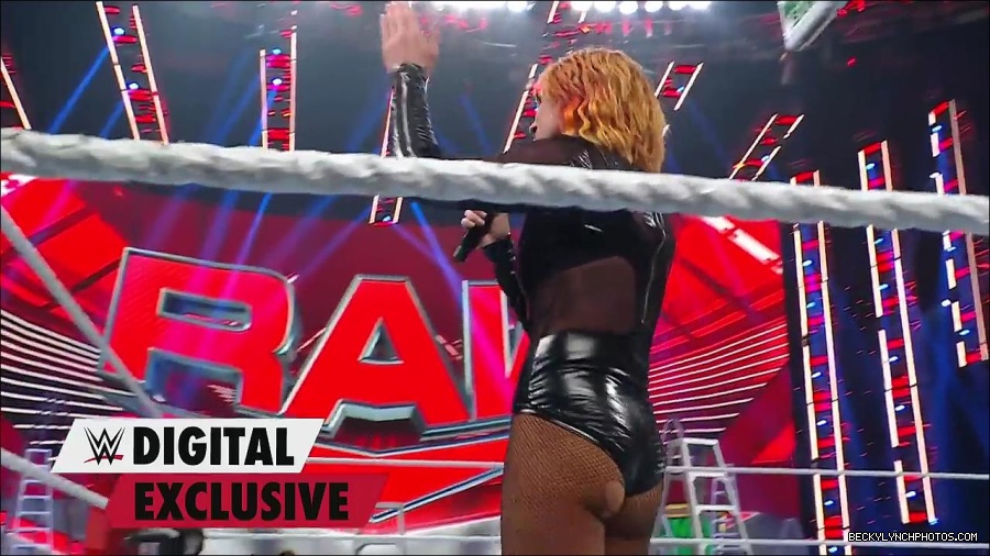Y2Mate_is_-_Becky_Lynch_is_the_embodiment_of_Never_Give_Up_Raw_Exclusive2C_June_272C_2022-jwAS12_jHxk-720p-1656426534644_mp4_000007933.jpg