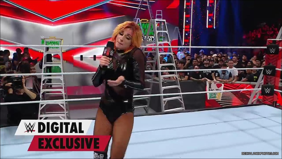 Y2Mate_is_-_Becky_Lynch_is_the_embodiment_of_Never_Give_Up_Raw_Exclusive2C_June_272C_2022-jwAS12_jHxk-720p-1656426534644_mp4_000077933.jpg