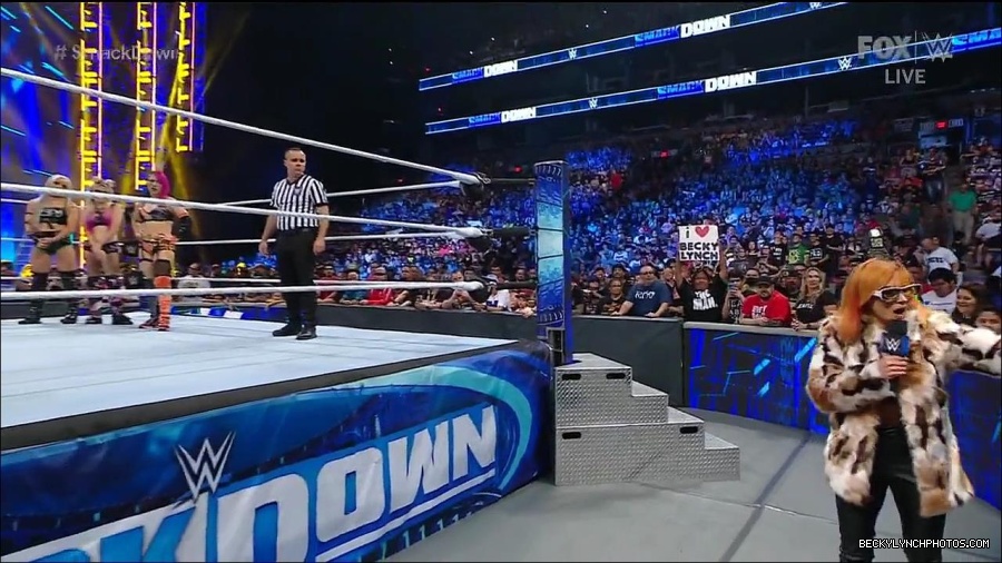 WWE_Friday_Night_Smackdown_1st_July_2022_720p_WEBRip_h264_mp4_002626026.jpg