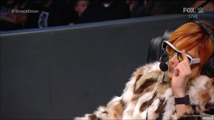 WWE_Friday_Night_Smackdown_1st_July_2022_720p_WEBRip_h264_mp4_002782182.jpg