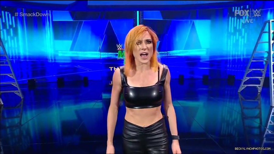 WWE_Friday_Night_Smackdown_1st_July_2022_720p_WEBRip_h264_mp4_003309020.jpg