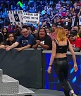 WWE_Friday_Night_Smackdown_1st_July_2022_720p_WEBRip_h264_mp4_003288599.jpg