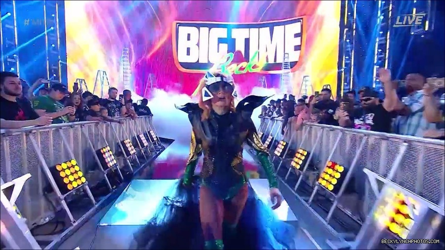 WWE_Money_In_The_Bank_2022_720p_WEB_h264-HEEL_mp4_000335521.jpg