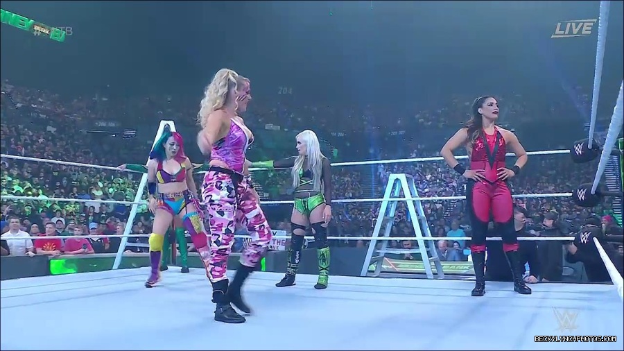 WWE_Money_In_The_Bank_2022_720p_WEB_h264-HEEL_mp4_000565921.jpg