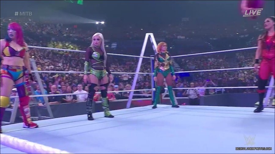 WWE_Money_In_The_Bank_2022_720p_WEB_h264-HEEL_mp4_000636354.jpg