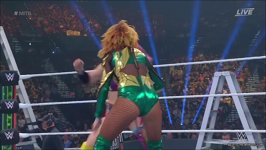 WWE_Money_In_The_Bank_2022_720p_WEB_h264-HEEL_mp4_000720754.jpg