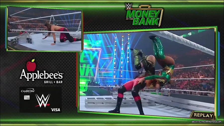 WWE_Money_In_The_Bank_2022_720p_WEB_h264-HEEL_mp4_000845987.jpg