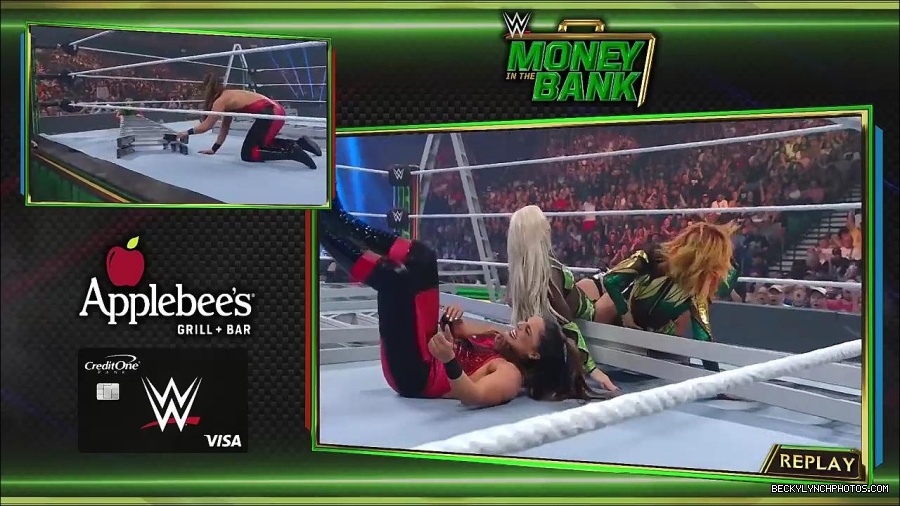 WWE_Money_In_The_Bank_2022_720p_WEB_h264-HEEL_mp4_000847187.jpg