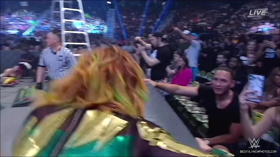 WWE_Money_In_The_Bank_2022_720p_WEB_h264-HEEL_mp4_001800621.jpg