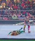 WWE_Money_In_The_Bank_2022_720p_WEB_h264-HEEL_mp4_000733554.jpg
