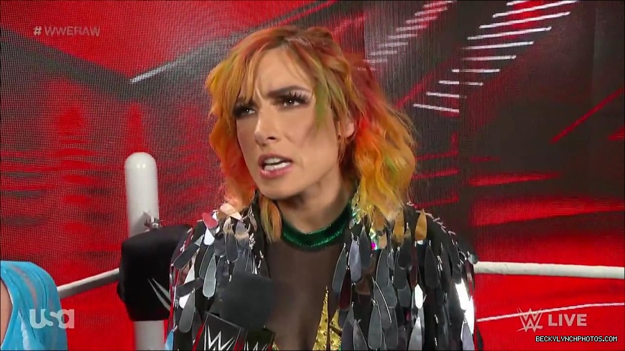 WWE_RAW_4th_July_2022_720p_WEBRip_h264_mp4_006899711.jpg