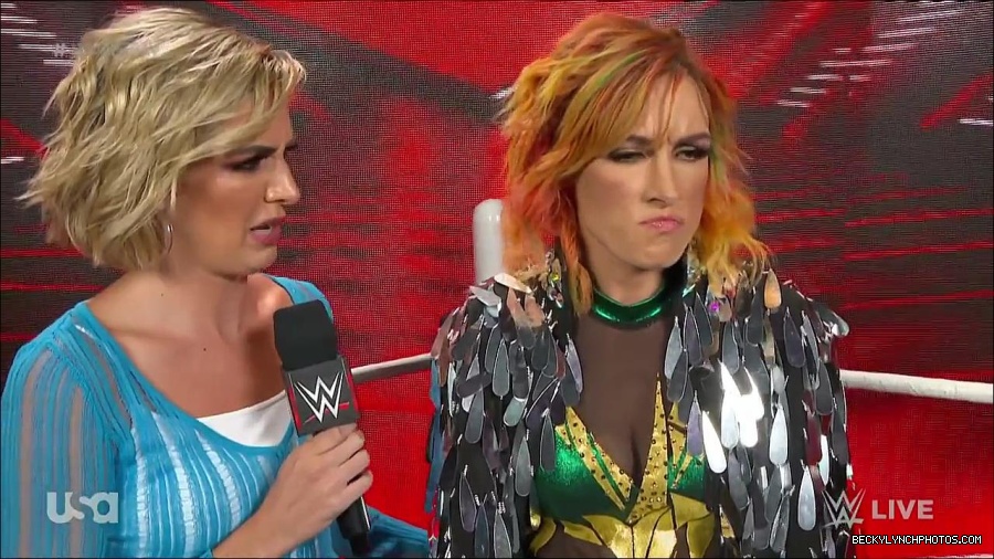WWE_RAW_4th_July_2022_720p_WEBRip_h264_mp4_006912523.jpg