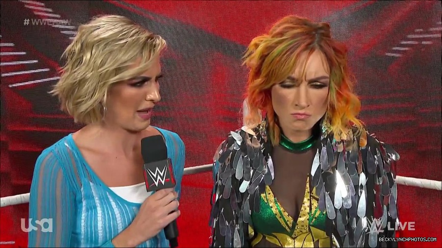 WWE_RAW_4th_July_2022_720p_WEBRip_h264_mp4_006913725.jpg