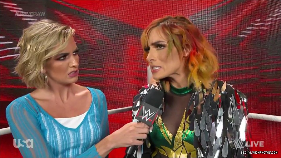 WWE_RAW_4th_July_2022_720p_WEBRip_h264_mp4_006915727.jpg