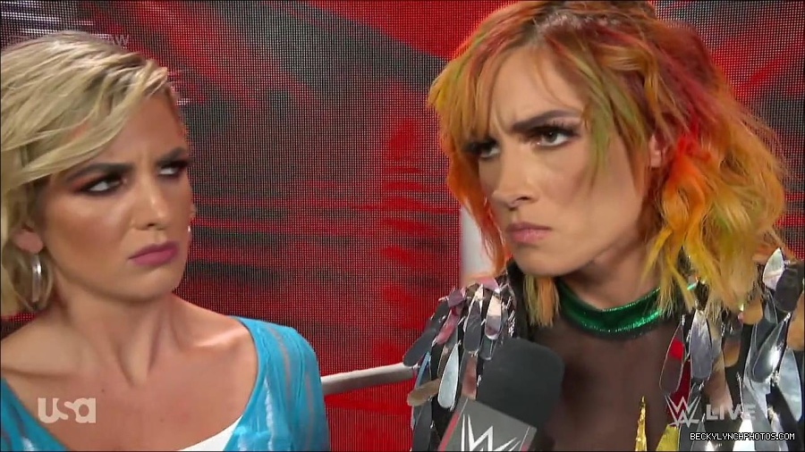 WWE_RAW_4th_July_2022_720p_WEBRip_h264_mp4_006935747.jpg