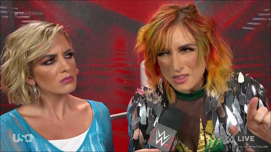 WWE_RAW_4th_July_2022_720p_WEBRip_h264_mp4_006938149.jpg