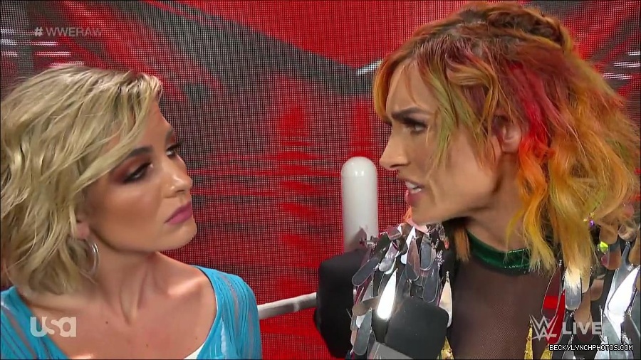 WWE_RAW_4th_July_2022_720p_WEBRip_h264_mp4_006943755.jpg